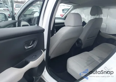 2024 Honda Hr-V Awd Lx z USA, uszkodzony, nr VIN 3CZRZ2H30RM760764